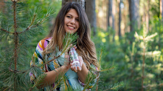 Pożegnaj HIPERPIGMENTACJĘ dzięki jednemu produktowi organicznemu z naturalnym SPF – sekret InaEssentials