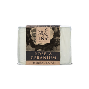 Naturalne mydło ziołowe z olejkiem z Róży damasceńskiej i Geranium - działanie odżywcze