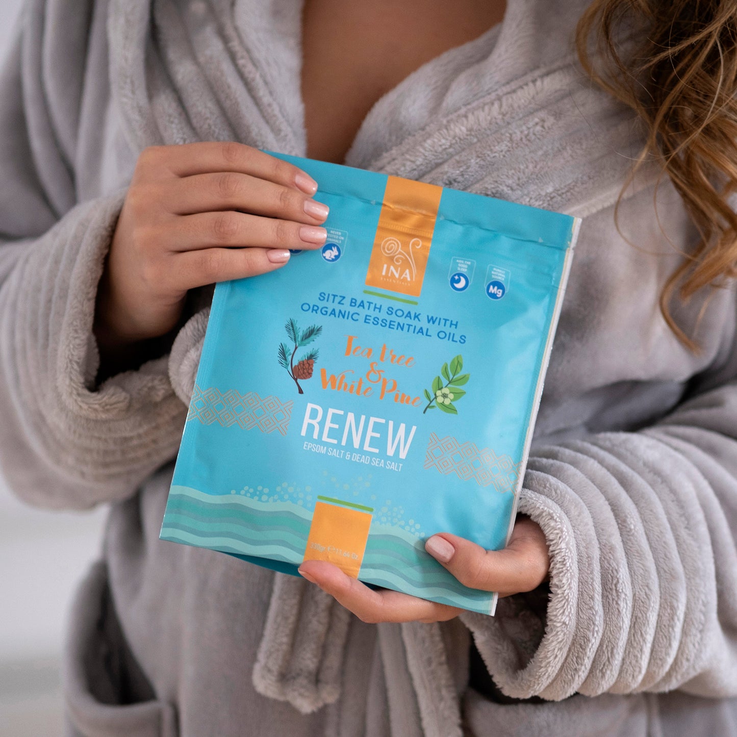 Renew - Sól do kąpieli z Drzewem herbacianym i Sosną białą na Zmęczone nogi i Grzybicę paznokci