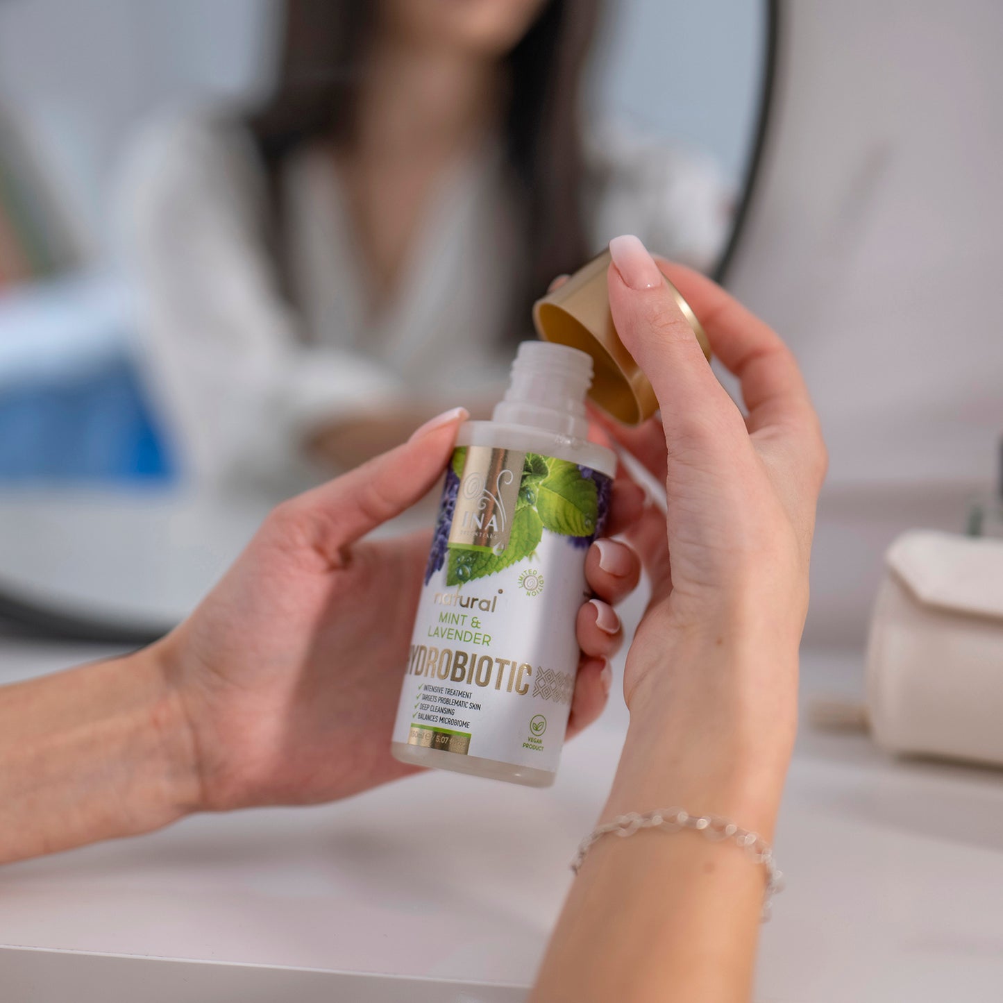 Hydrobiotic - Lawenda & Mięta - intensywna pielęgnacja skóry Trądzikowej
