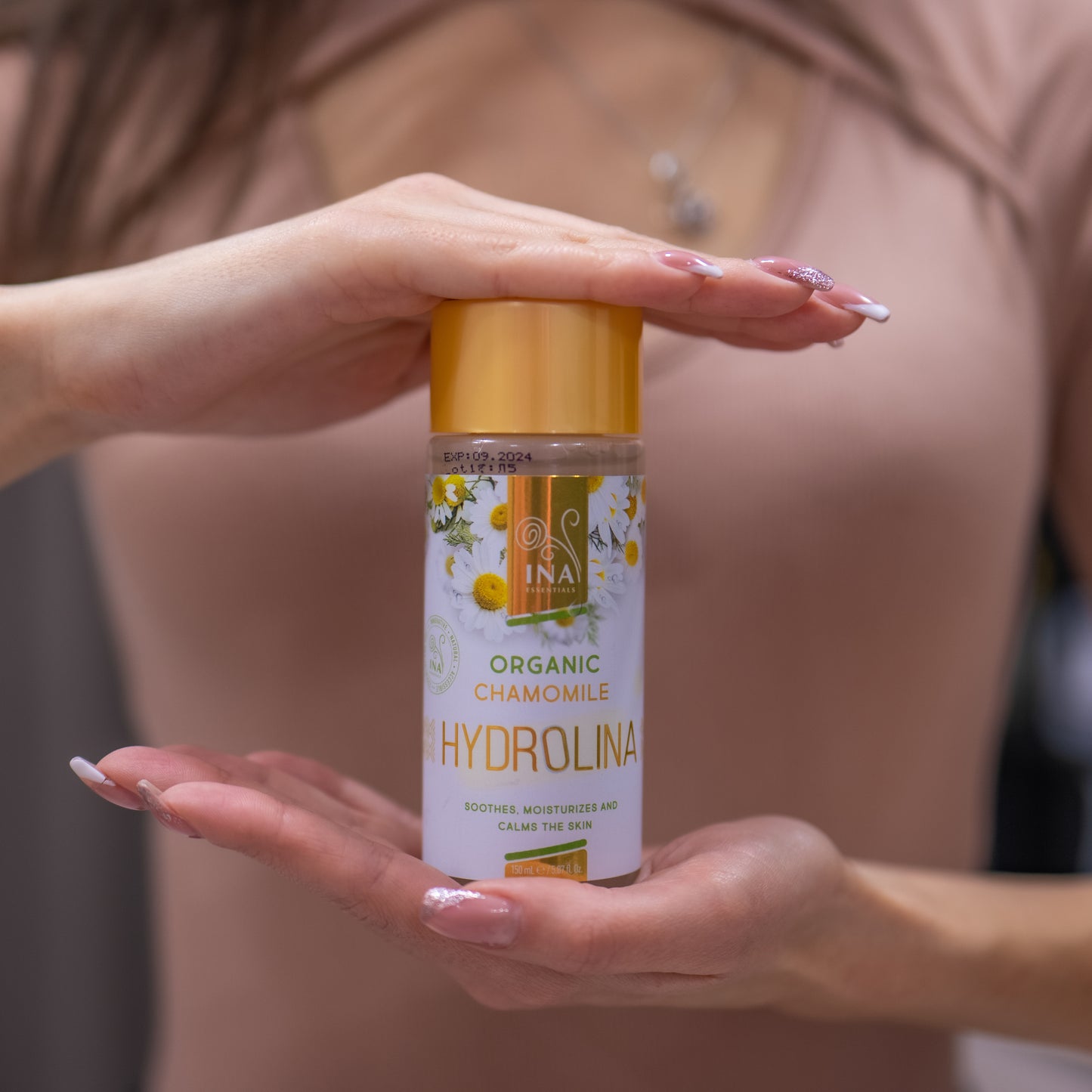 Kup 2 kremy na łuszczycę, egzemę lub podrażnioną skórę, a otrzymasz 1 organiczną wodę rumiankową gratis