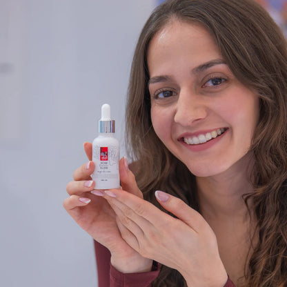 Intensywne serum przeciwstarzeniowe do twarzy z organicznym olejkiem różanym – Rose Elixir