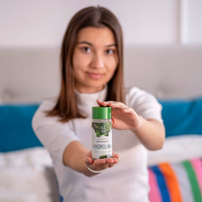 Organiczna woda z Mięty Pieprzowej - Hydrolina do Napinania i Zmatowienia skóry
